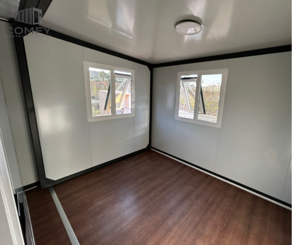 20ft Mobile Expandable Tiny Home 2 Bed Rooms Equipped with Bathroom and Kitchen