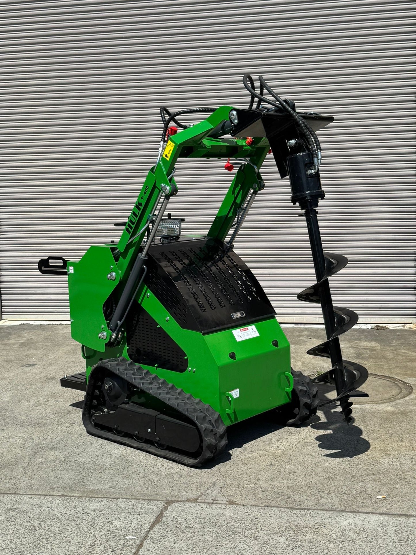 HULK T-460 Post Hole Digger (250mm / 400mm) with Bucket