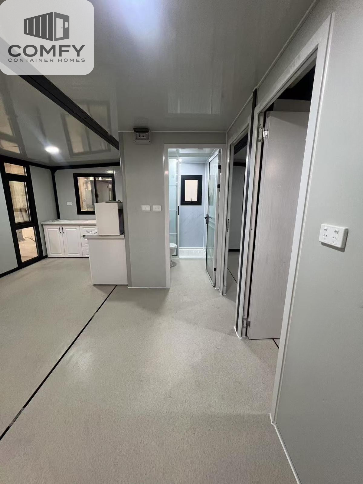 20ft Mobile Expandable Home 2 Bed Rooms Equipped with Bathroom and Kitchen